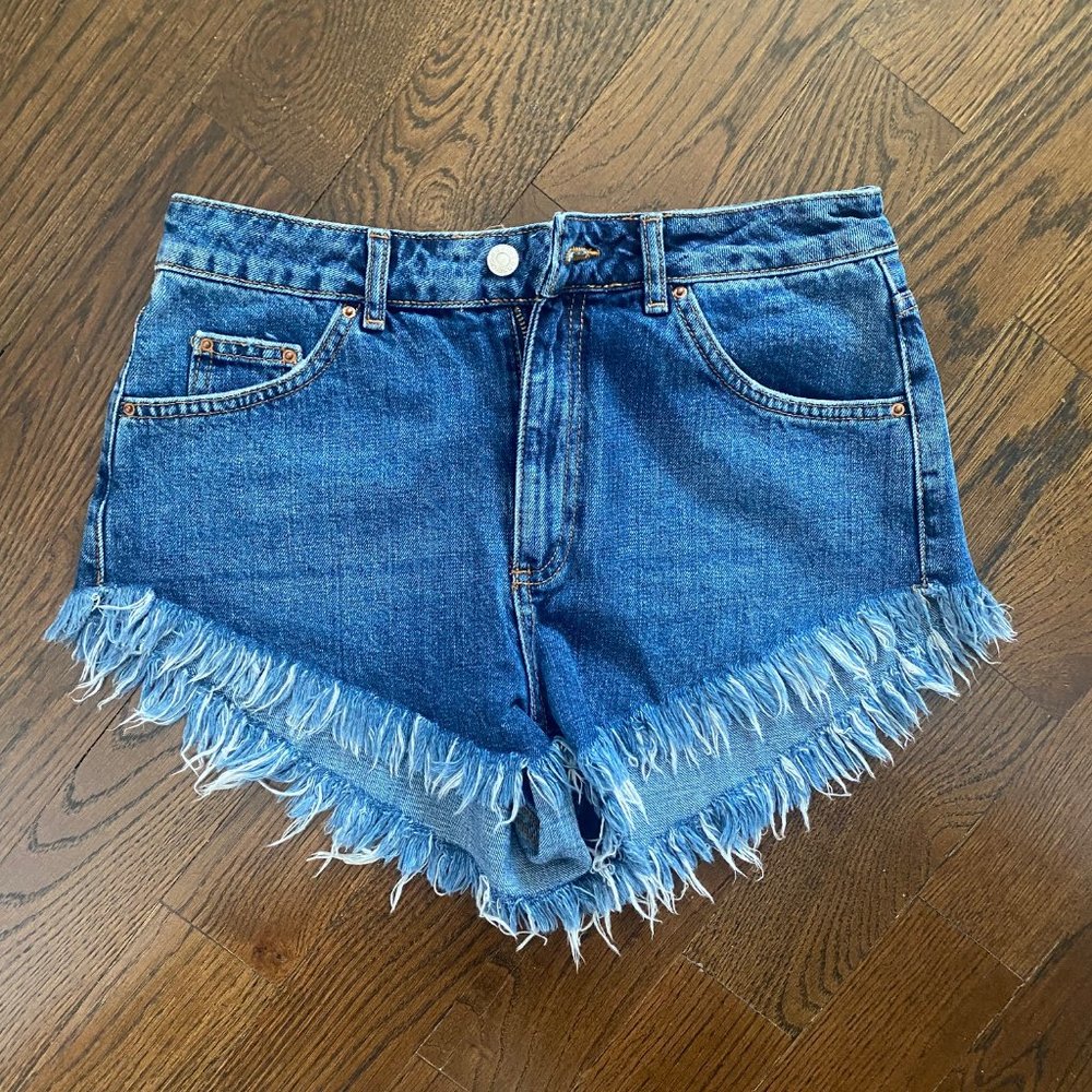 Top Shop Kiri Jean Short, size 8